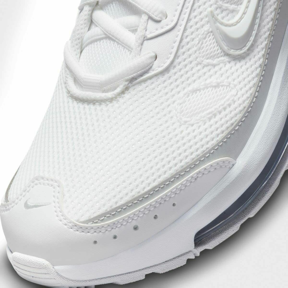 Women's casual trainers Nike Air Max AP White-9