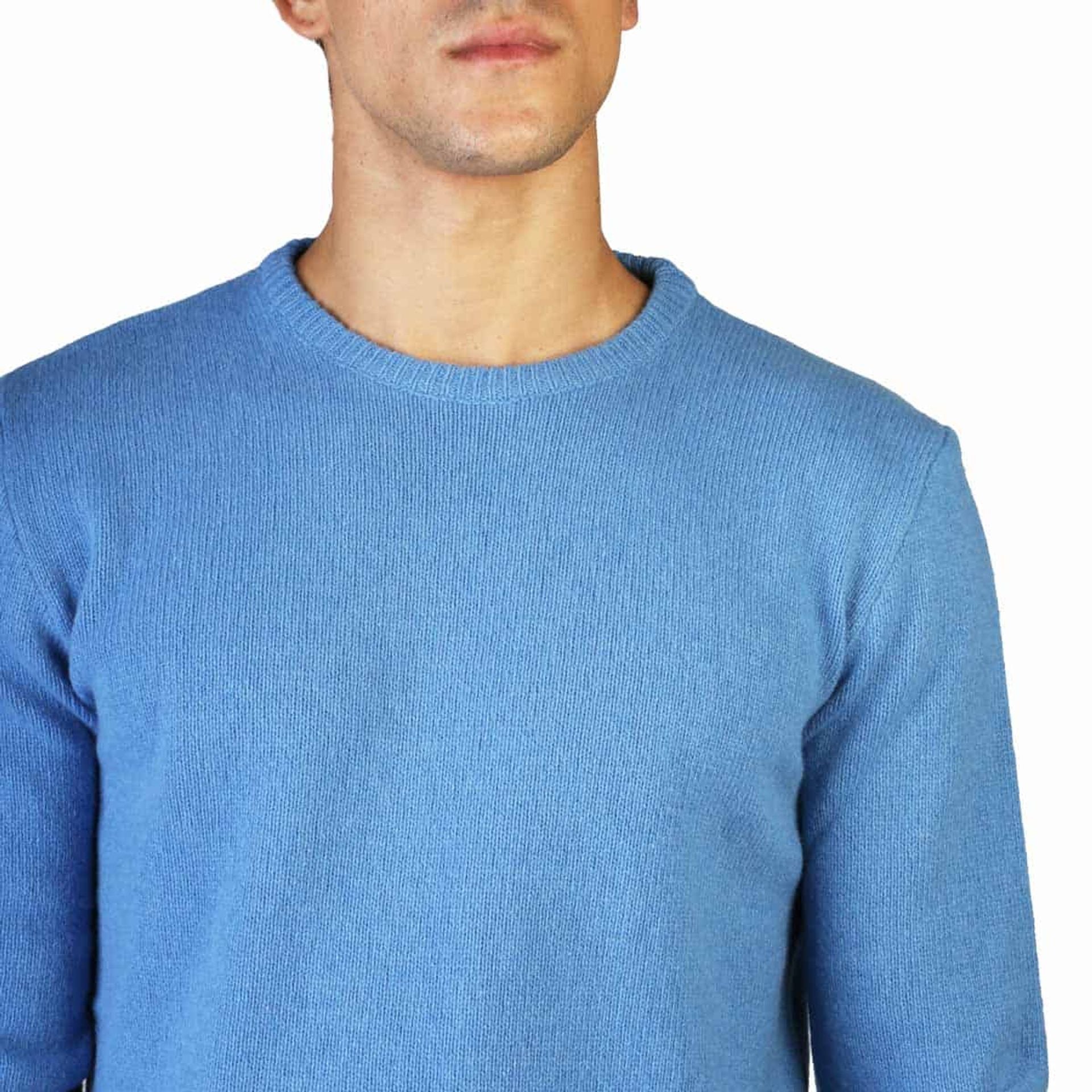 100% Cashmere Sweaters