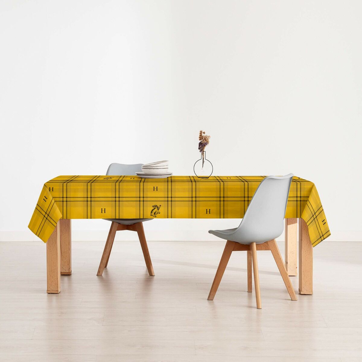 Stain-proof resined tablecloth Harry Potter Hufflepuff Multicolour 100 x 150 cm-1