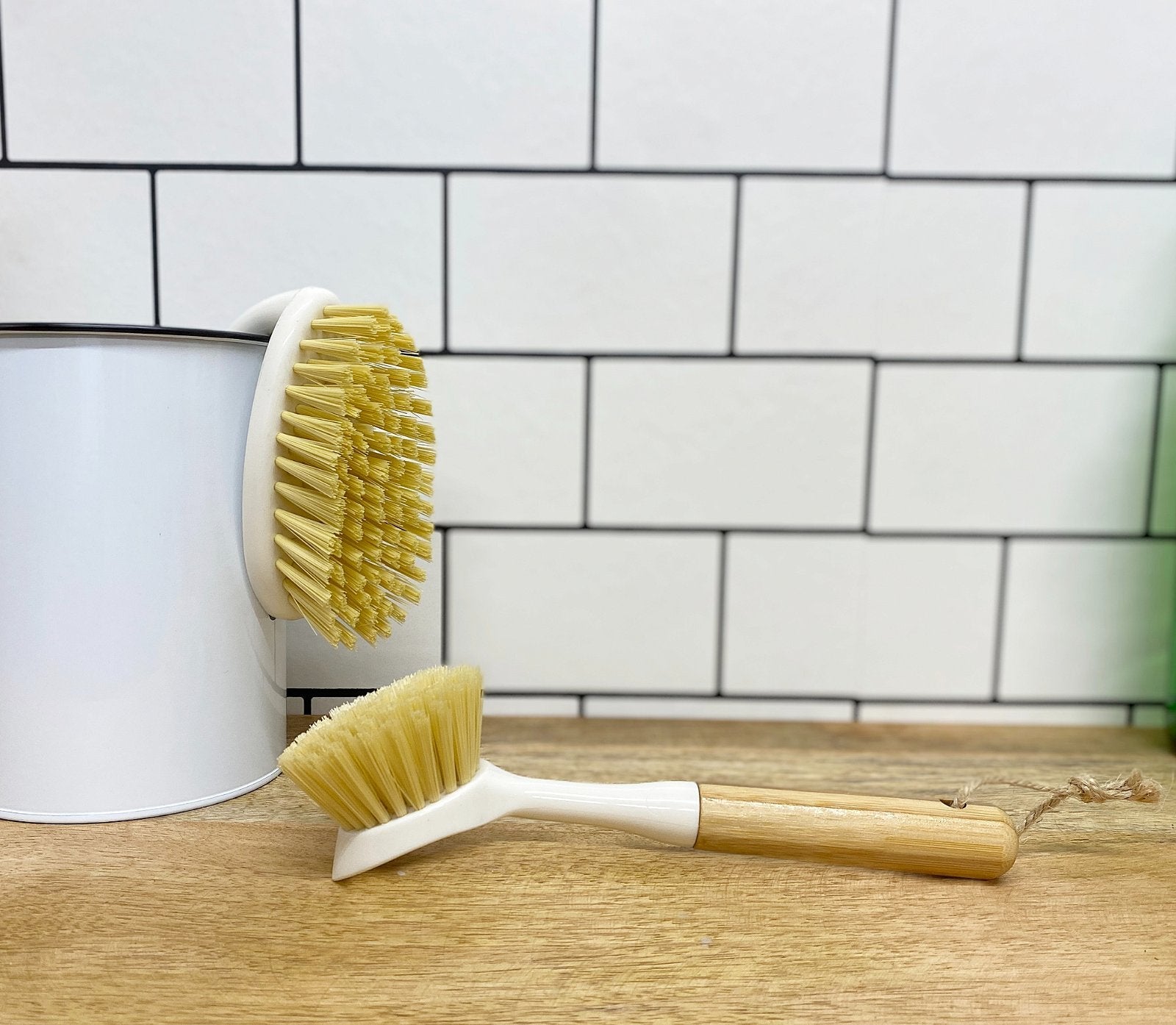 Cream Washing Up Brush with Bamboo Wooden Handle-3