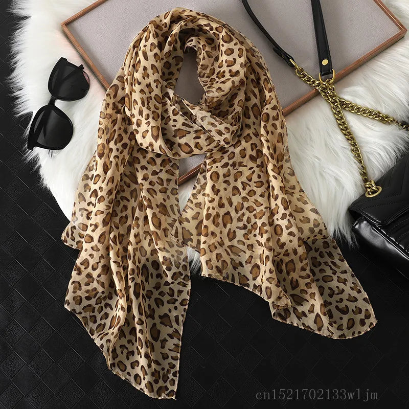 2024 Fashion Printed Leopard Chiffon Hijab Scarf Women Pareo Lady Bandanas Beach Towels Summer Muslim Veil Wrap Female Foulard