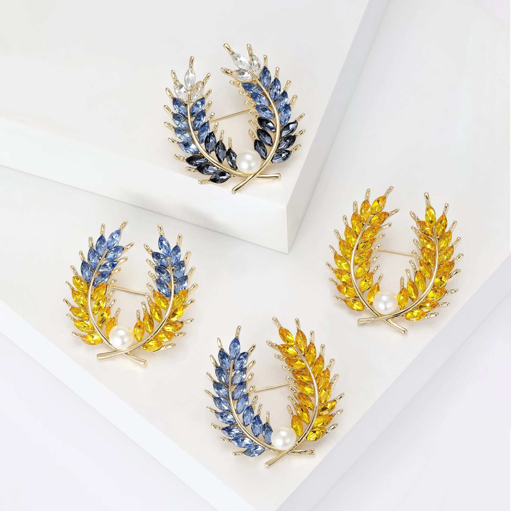 Beaut&Berry Ear of Wheat Brooches for Women Rhinestone Blue and Yellow Plant Pins 5-Color Unisex Casual Accessories Gifts