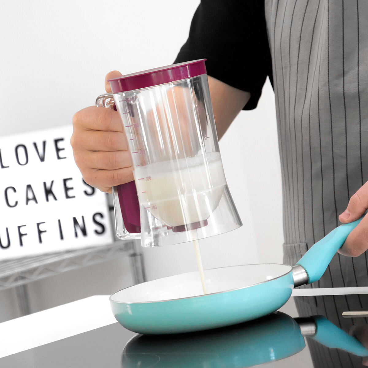 Cake Batter Dispenser with Recipe Box InnovaGoods-4