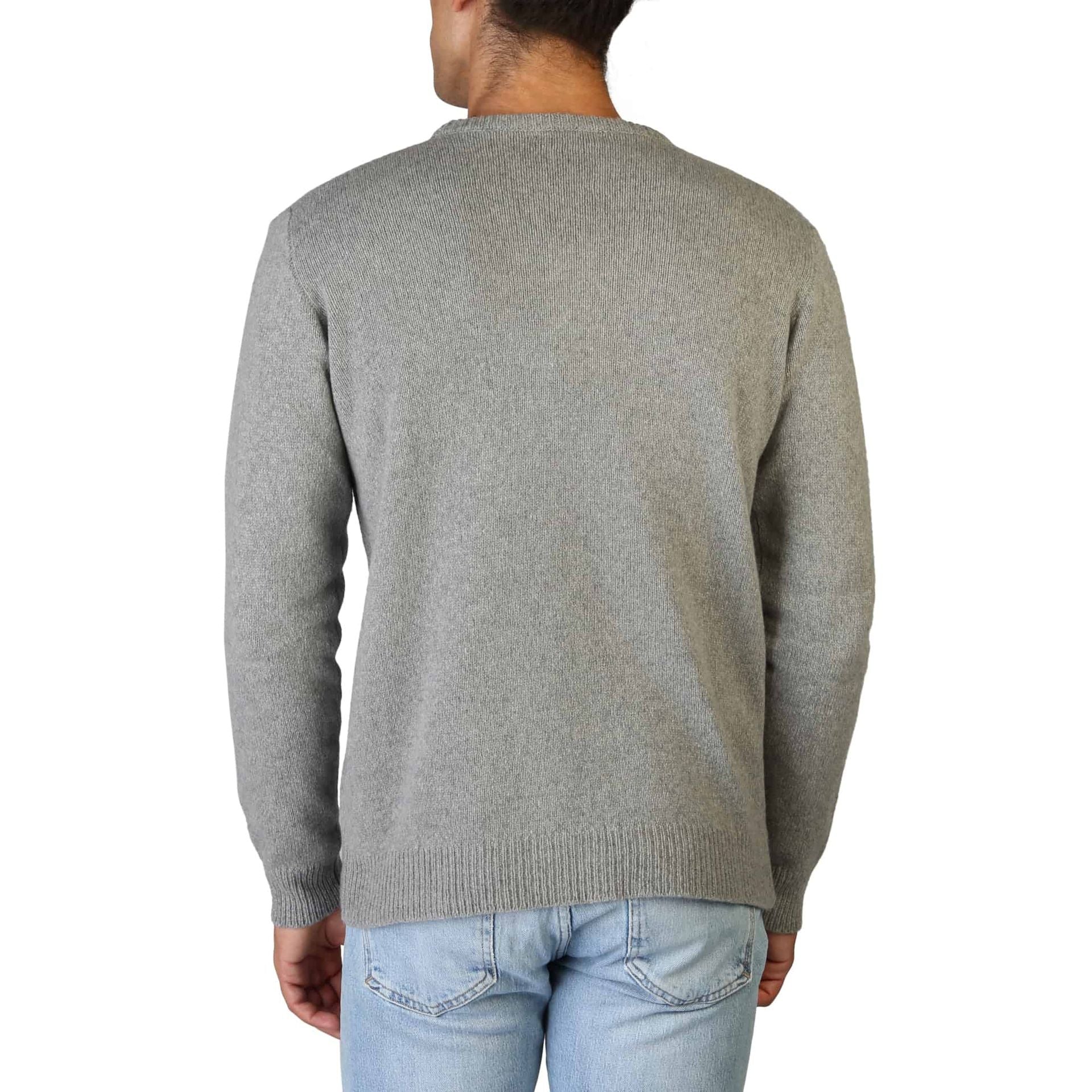 100% Cashmere Sweaters