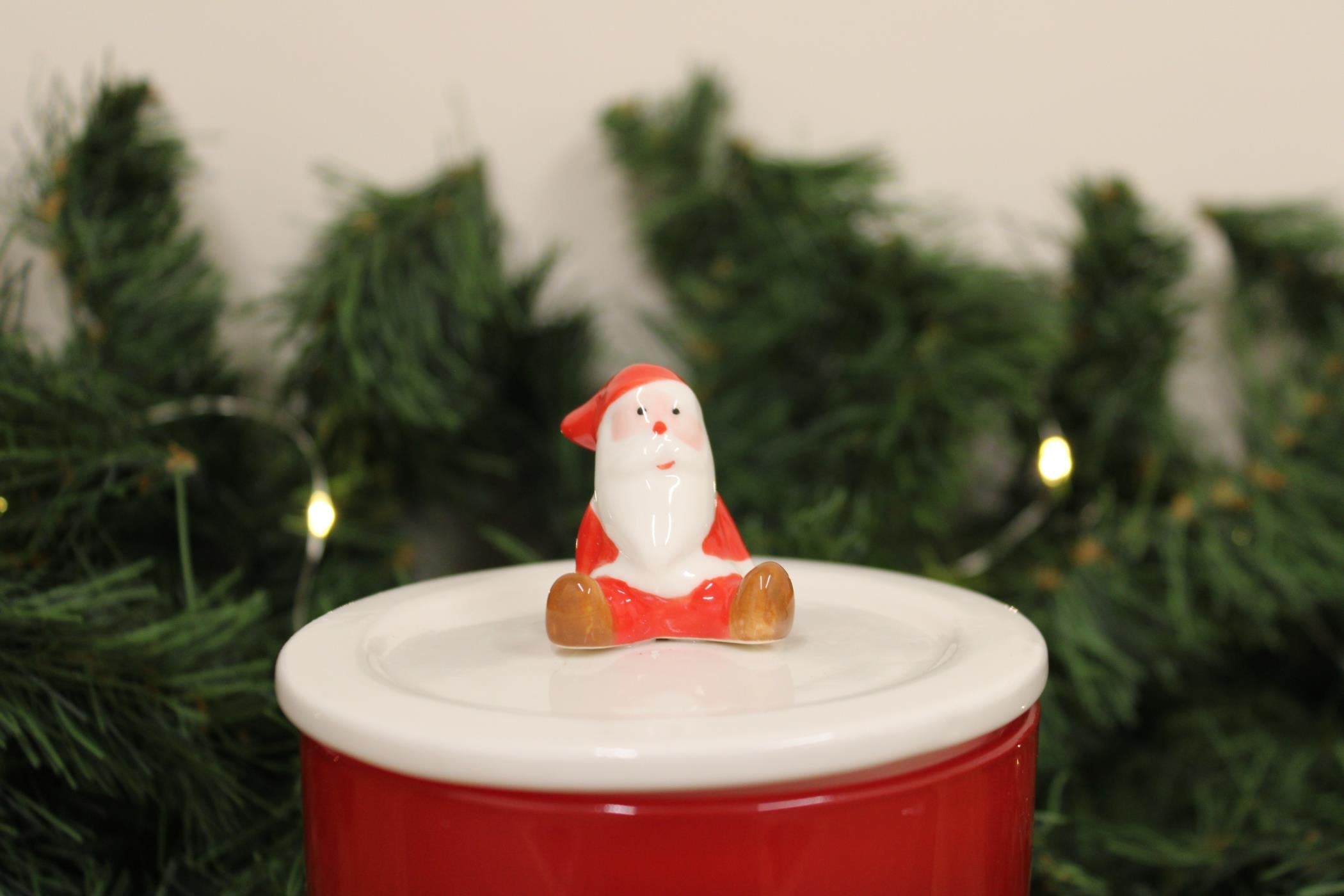 Father Christmas Character Candle-pot-3