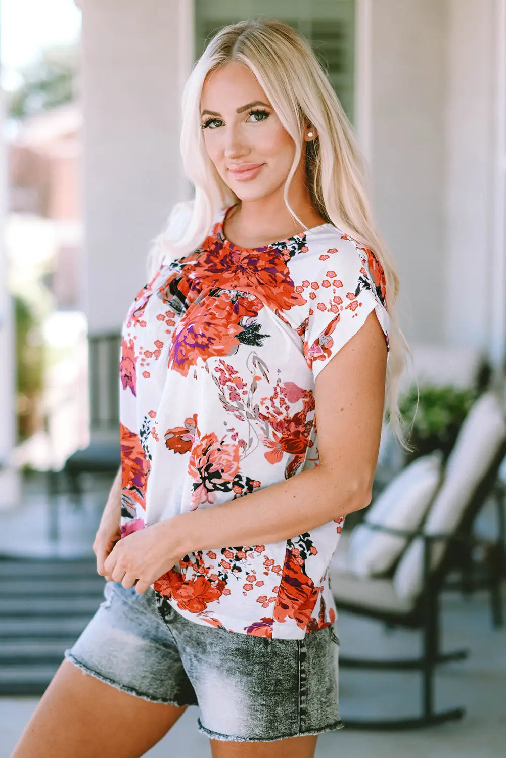 Red Floral Short Sleeve Round Neck Blouse-2